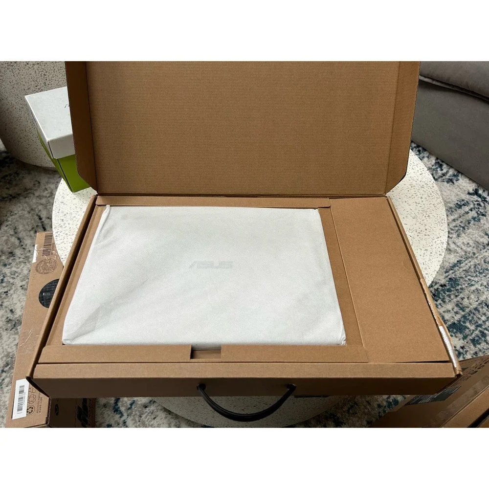 ASUS Chromebook C423NA, 14" HD Nano-Edge Display Intel Processor N3350 64GB eMMC - Picture 8 of 9